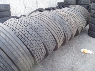 truck new and partworn tyres, partworn tyres 10-15mm tread left