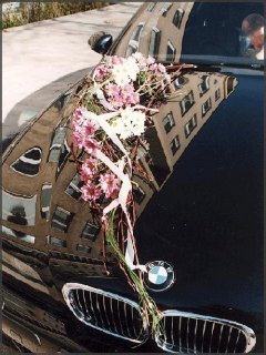 wedding flowers and car decorations