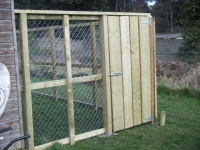 Dog Runs / Kennels Made To Measure