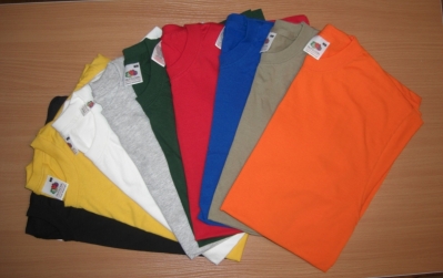 Brand new FRUIT OF THE LOOM t-shirt for sale