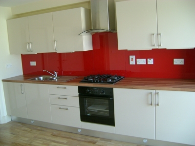 kitchen and bathroom splashbacks