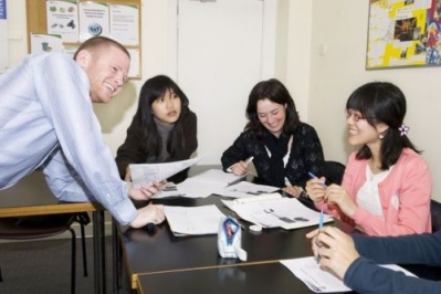 English classes from €9 an hour in Ireland | English courses in Dublin