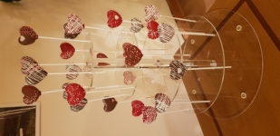 Heart cake pops
